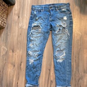 Ultra distressed boyfriend lucky jeans